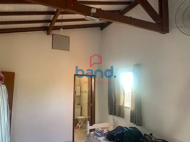 Sítio com 20400m² 2 quartos e 3 banheiros, à venda, no bairro Zona Rural em Porto Feliz