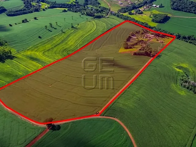 Sítio com 325975m² 8 quartos e 10 banheiros, à venda, no bairro Rural em Ibiporã