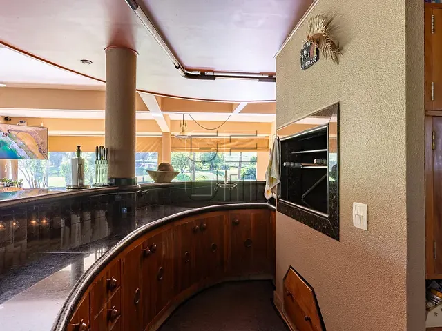 Sítio com 325975m² 8 quartos e 10 banheiros, à venda, no bairro Rural em Ibiporã