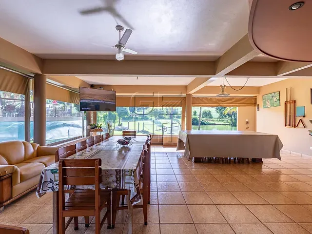 Sítio com 325975m² 8 quartos e 10 banheiros, à venda, no bairro Rural em Ibiporã