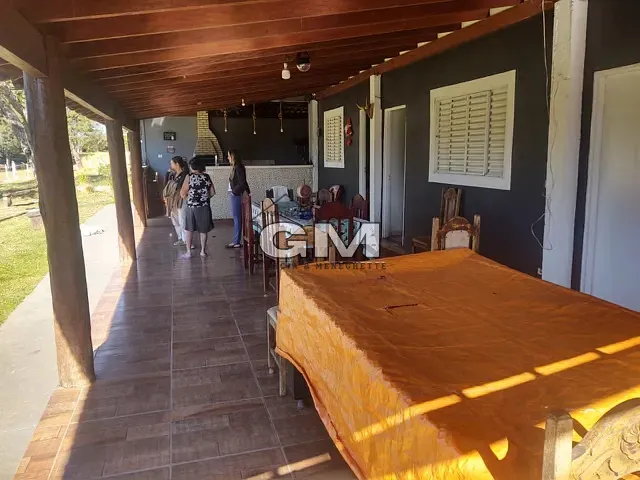 Sítio com 28000m² 4 quartos e 2 banheiros, à venda, no bairro central em Cássia dos Coqueiros