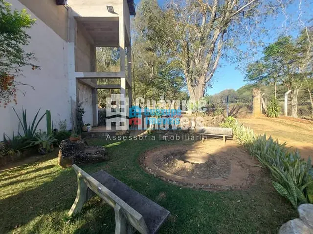 Sítio com 12000m² 3 quartos e 5 banheiros, à venda, no bairro Bom Jardim em GUAXUPÉ