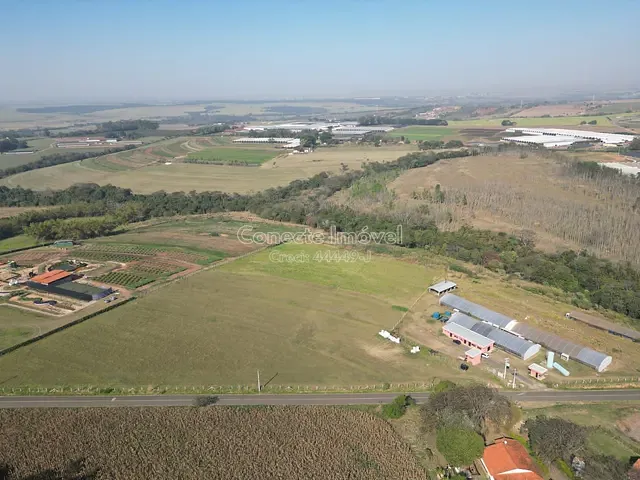Sítio com 44794m², à venda, no bairro Fundão em Holambra
