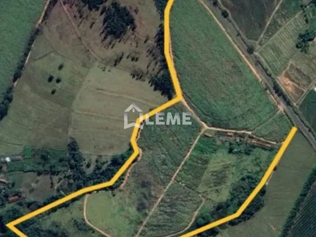 Sítio com 271040m², à venda, no bairro Centro em Mococa