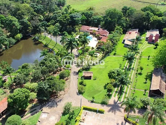 Sítio com 871200m² 4 quartos e 3 banheiros, à venda, no bairro Centro em Jacutinga