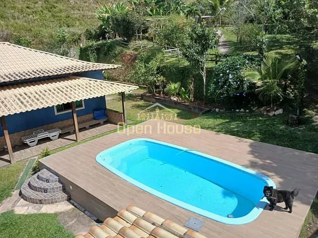 Sítio com 300000m² 4 quartos e 2 banheiros, à venda, no bairro Santa Isabel do Rio Preto em Valença