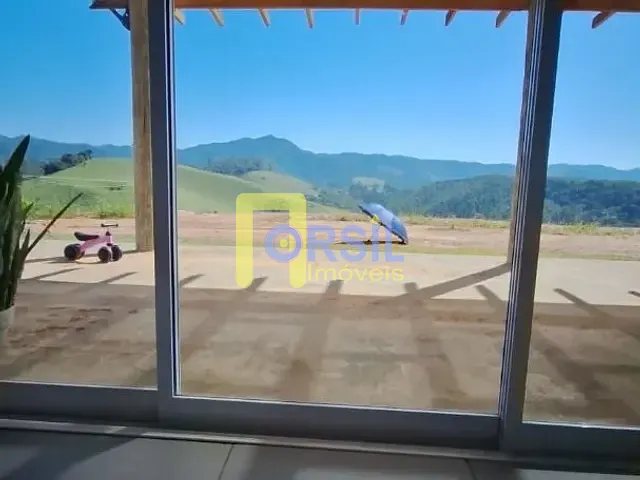 Sítio com 40000m² 3 quartos e 2 banheiros, à venda, no bairro Zona Rural em Paraibuna