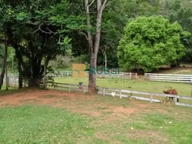Sítio com 40000m² 3 quartos e 2 banheiros, à venda, no bairro Rio de Peixe em São José dos Campos