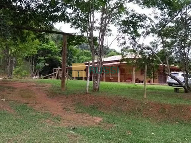 Sítio com 40000m² 3 quartos e 2 banheiros, à venda, no bairro Rio de Peixe em São José dos Campos