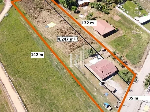 Sítio 2 quartos e 1 banheiro, à venda, no bairro Oliveira em Tijucas