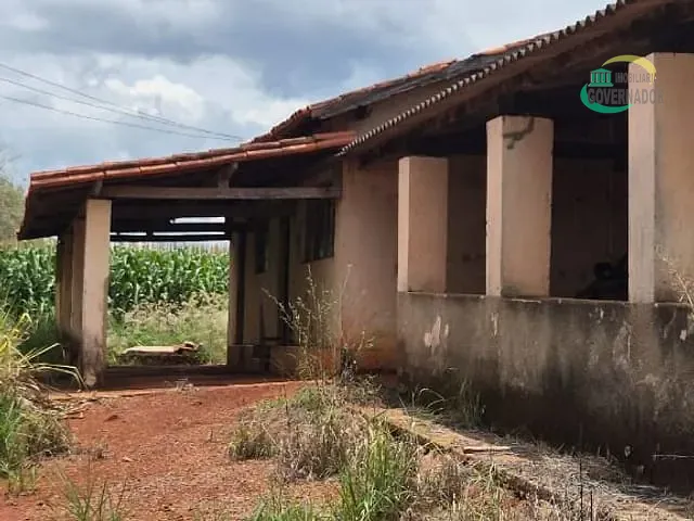 Sítio com 90992m² 2 quartos e 2 banheiros, à venda, no bairro Holambra em Holambra