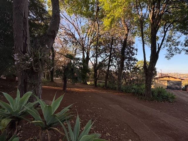 Sítio com 36300m², à venda, no bairro Caguaçu de Baixo em Tatuí