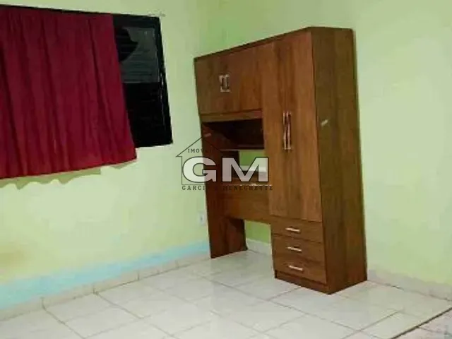 Rancho 3 quartos e 2 banheiros, à venda, no bairro centro em Guatapará