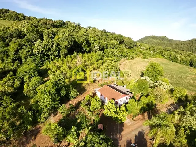 Sítio com 100m² 4 quartos e 3 banheiros, à venda, no bairro Barra do Tigre em Concórdia