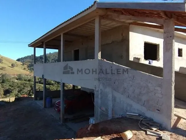 Sítio com 32000m² 6 quartos e 3 banheiros, à venda, no bairro Açude em Piranguinho