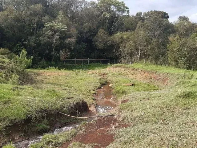 Sítio com 670m² 5 quartos e 3 banheiros, à venda, no bairro Centro em Antônio Olinto