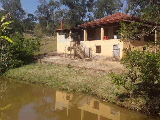 Sítio com 92000m² 2 quartos e 1 banheiro, à venda, no bairro Mascate em Borda da Mata
