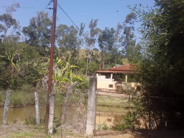 Sítio com 92000m² 2 quartos e 1 banheiro, à venda, no bairro Mascate em Borda da Mata