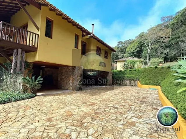 Sítio com 2000m² 8 quartos e 9 banheiros, à venda, no bairro Dos Britos em Santo Antônio do Pinhal