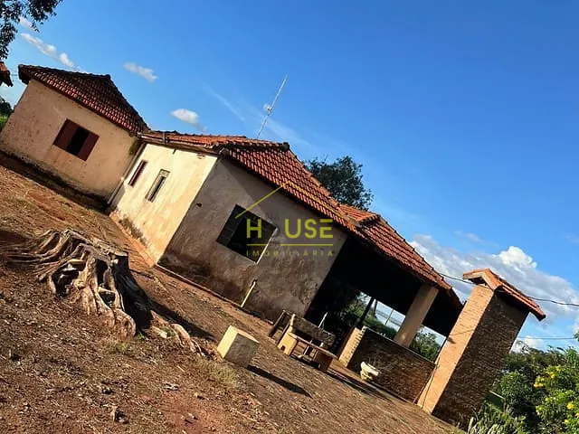 Sítio com 266m² 2 quartos e 2 banheiros, à venda, no bairro TAQUARI em Mira Estrela
