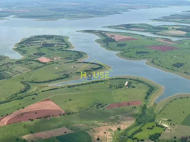 Sítio com 266m² 2 quartos e 2 banheiros, à venda, no bairro TAQUARI em Mira Estrela