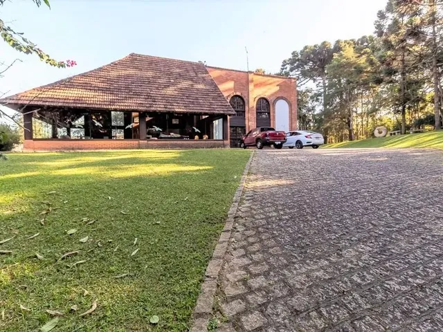 Sítio 5 quartos e 6 banheiros, à venda, no bairro Samambaia em Campo Magro