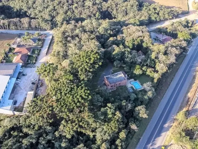 Sítio 5 quartos e 6 banheiros, à venda, no bairro Samambaia em Campo Magro