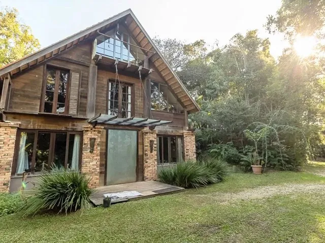Sítio 5 quartos e 6 banheiros, à venda, no bairro Samambaia em Campo Magro
