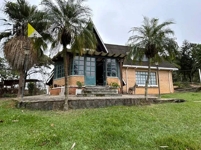 Sítio com 37043m² 3 quartos e 2 banheiros, à venda, no bairro Marambaia em Caçapava