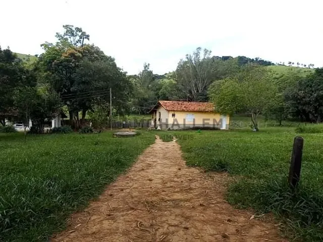 Sítio com 75000m² 2 quartos e 1 banheiro, à venda, no bairro Mourão em Piranguinho