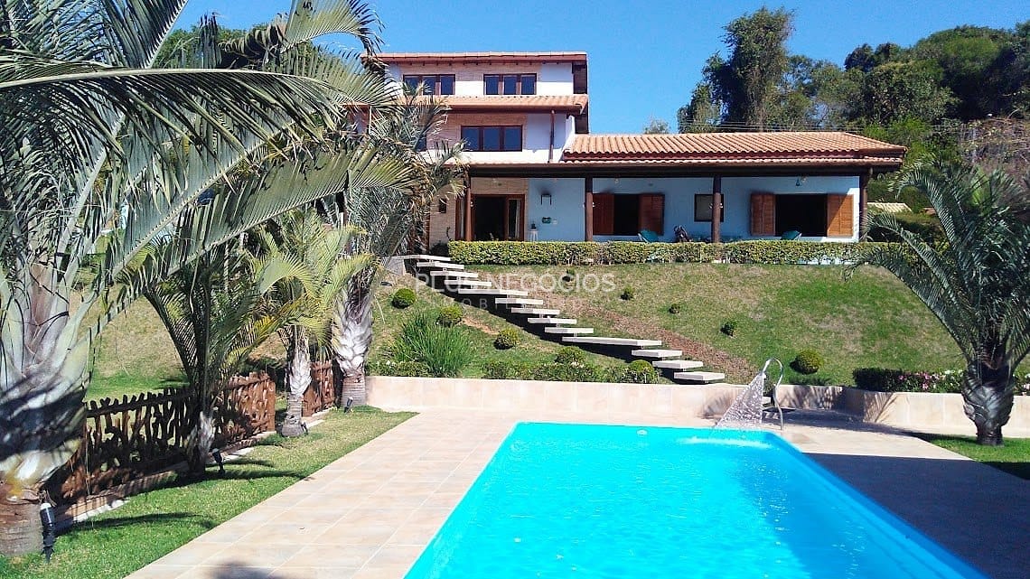 Sítio, 7 quartos, 1500 m² - Foto 1