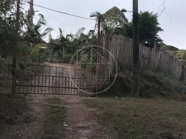 Sítio com 33000m² 3 quartos e 2 banheiros, à venda, no bairro Engenheiro Marsilac em São Paulo