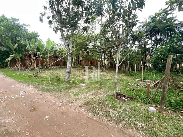 Terreno com 304m², à venda, no bairro Santa Luzia em Tijucas