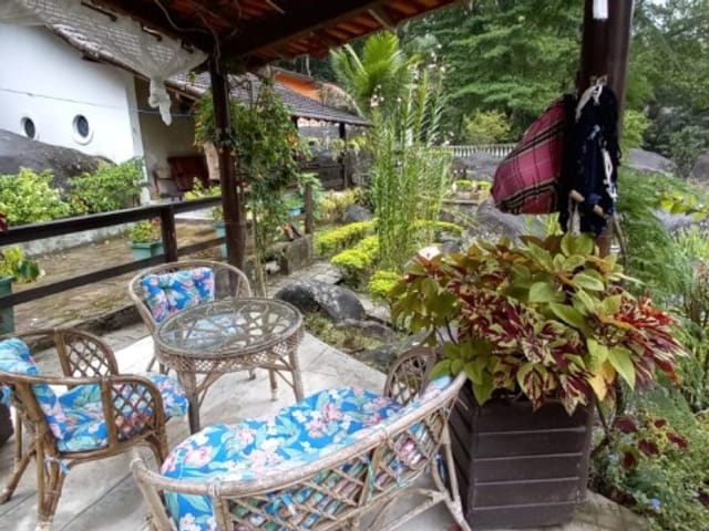 Foto do Sítio - Sítio à venda, 7 suítes, 2 piscinas, acesso a cachoeira, 1427m², localizado na Barreira, Guapimirim, RJ | Sansil Imóveis