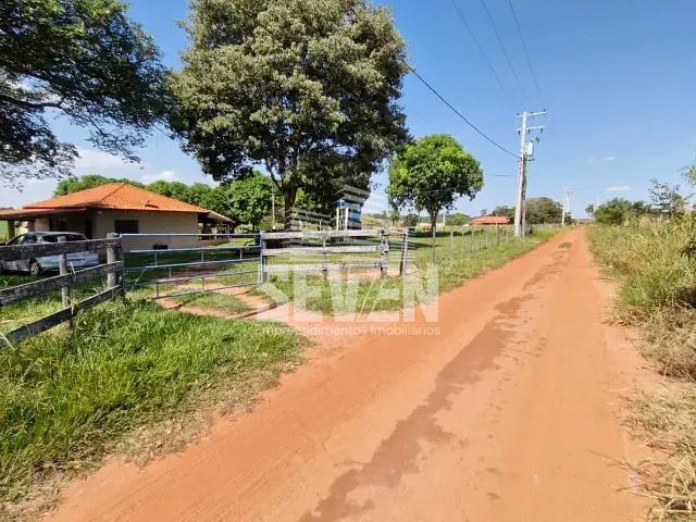 Sítio com 48400m² 2 quartos e 1 banheiro, à venda, no bairro Jardim Nova São Pedro em Arealva
