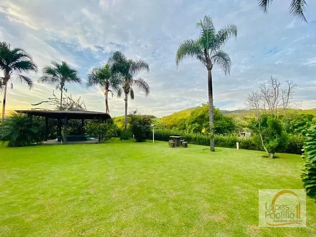 Sítio com 34000m² 4 quartos e 5 banheiros, à venda, no bairro Rio Abaixo em Atibaia
