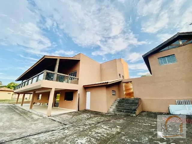 Sítio com 34000m² 4 quartos e 5 banheiros, à venda, no bairro Rio Abaixo em Atibaia