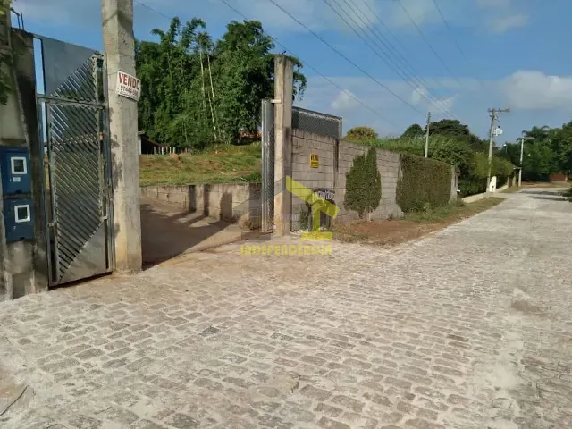Sítio com 10000m² 3 quartos e 3 banheiros, à venda, no bairro Bairro dos Pintos em Itatiba