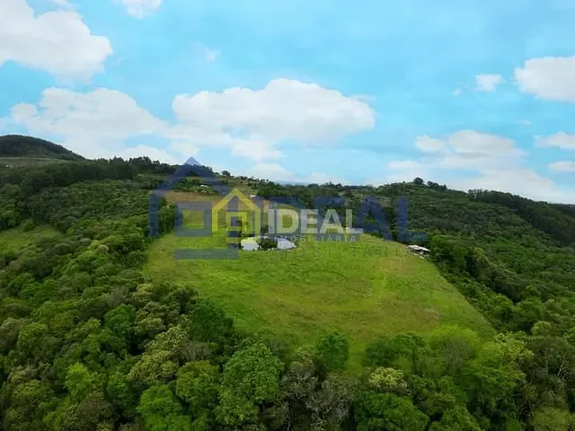 Sítio com 60000m², à venda, no bairro Presidente Kennedy em Concórdia