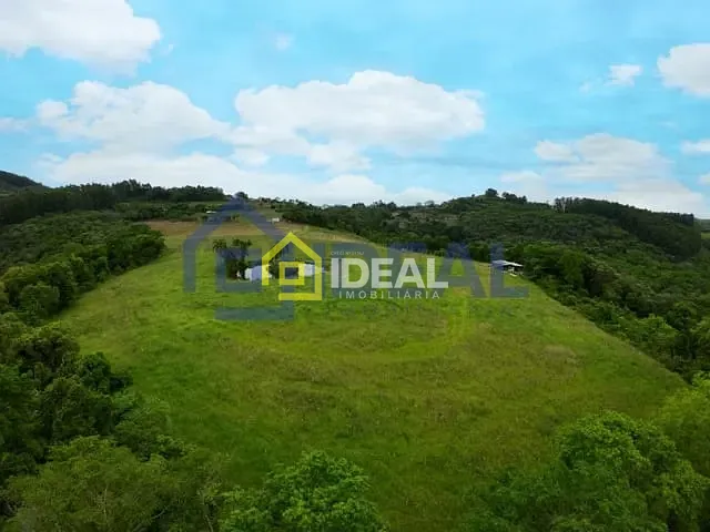 Sítio com 60000m², à venda, no bairro Presidente Kennedy em Concórdia