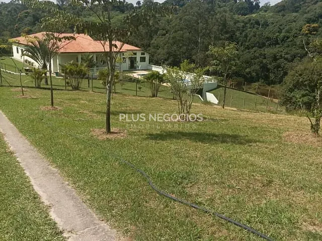 Sítio com 60000m² 6 quartos e 4 banheiros, à venda, no bairro morro grande em Ibiúna