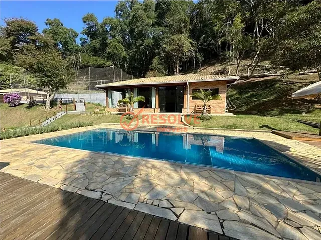 Sítio com 20000m² 8 quartos e 5 banheiros, à venda, no bairro Itaóca em Guararema