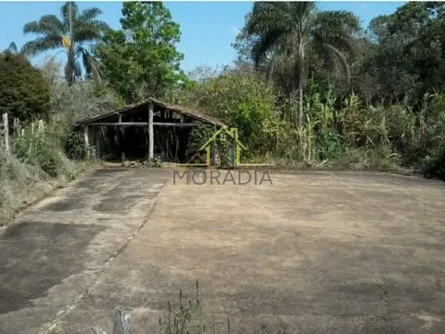 Sítio com 450m² 5 quartos e 1 banheiro, à venda, no bairro Zona Rural em Juruaia