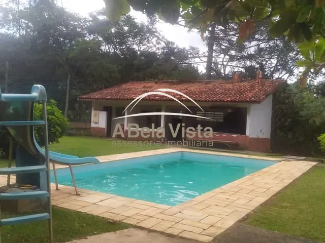 Sítio com 49000m² 4 quartos e 3 banheiros, à venda, no bairro Mombaça em São Roque