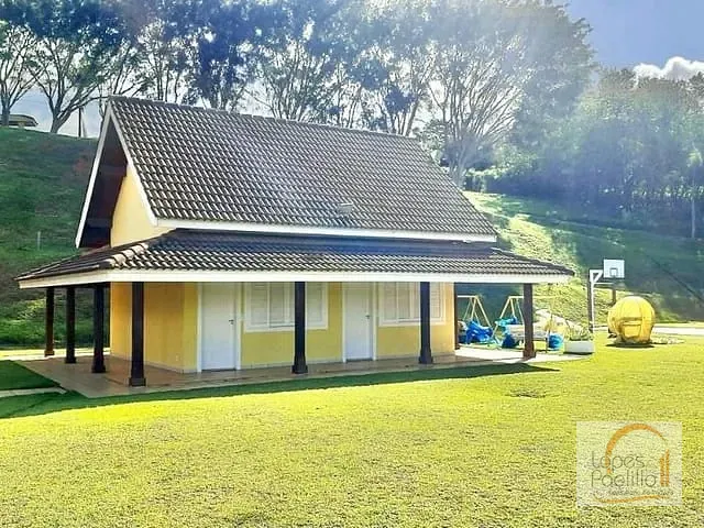 Sítio com 60000m² 5 quartos e 7 banheiros, à venda, no bairro Zona Rural em Piracaia