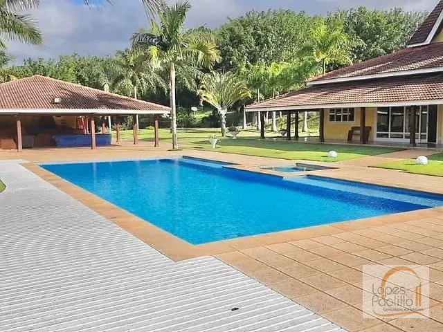 Sítio com 60000m² 5 quartos e 7 banheiros, à venda, no bairro Zona Rural em Piracaia