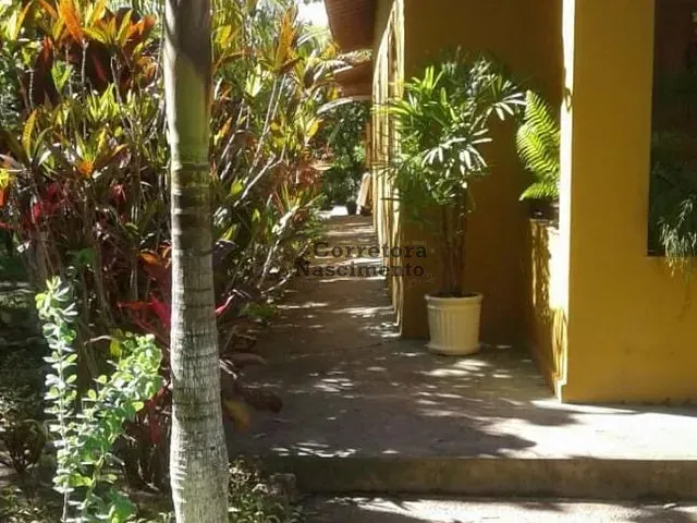 Sítio com 3600m² 7 quartos e 4 banheiros, à venda, no bairro Jardim Colônia em Jacareí