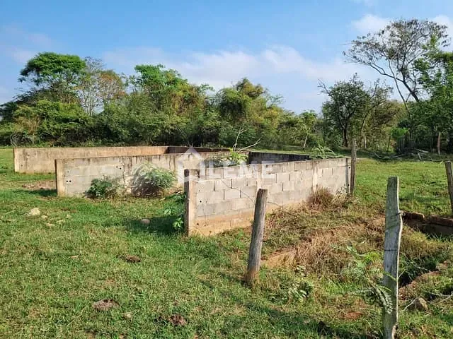 Sítio com 157300m² 2 quartos e 1 banheiro, à venda, no bairro Vila Lambari em Mococa