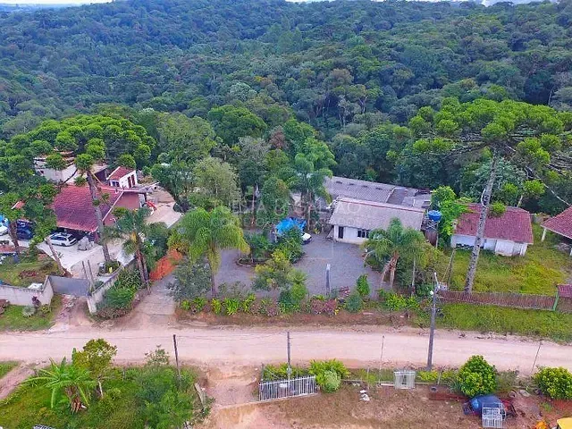 Sítio com 100m² 3 quartos e 1 banheiro, à venda, no bairro Área Rural de São José dos Pinhais em São José Dos Pinhais