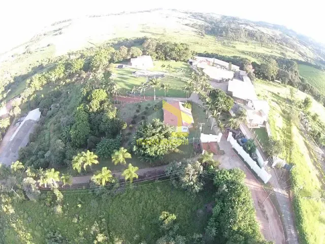 Sítio com 32000m² 3 quartos e 4 banheiros, à venda, no bairro Jardim Nossa Senhora das Graças em Itatiba